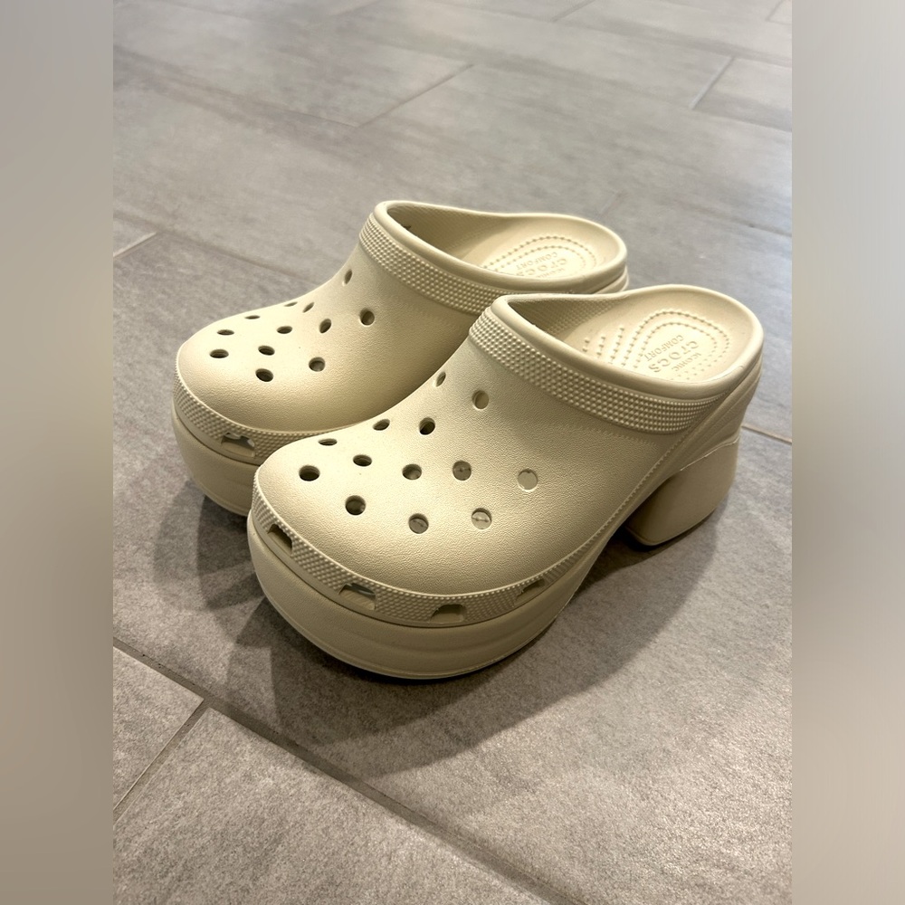 NEW SIREN CROCS CLOG